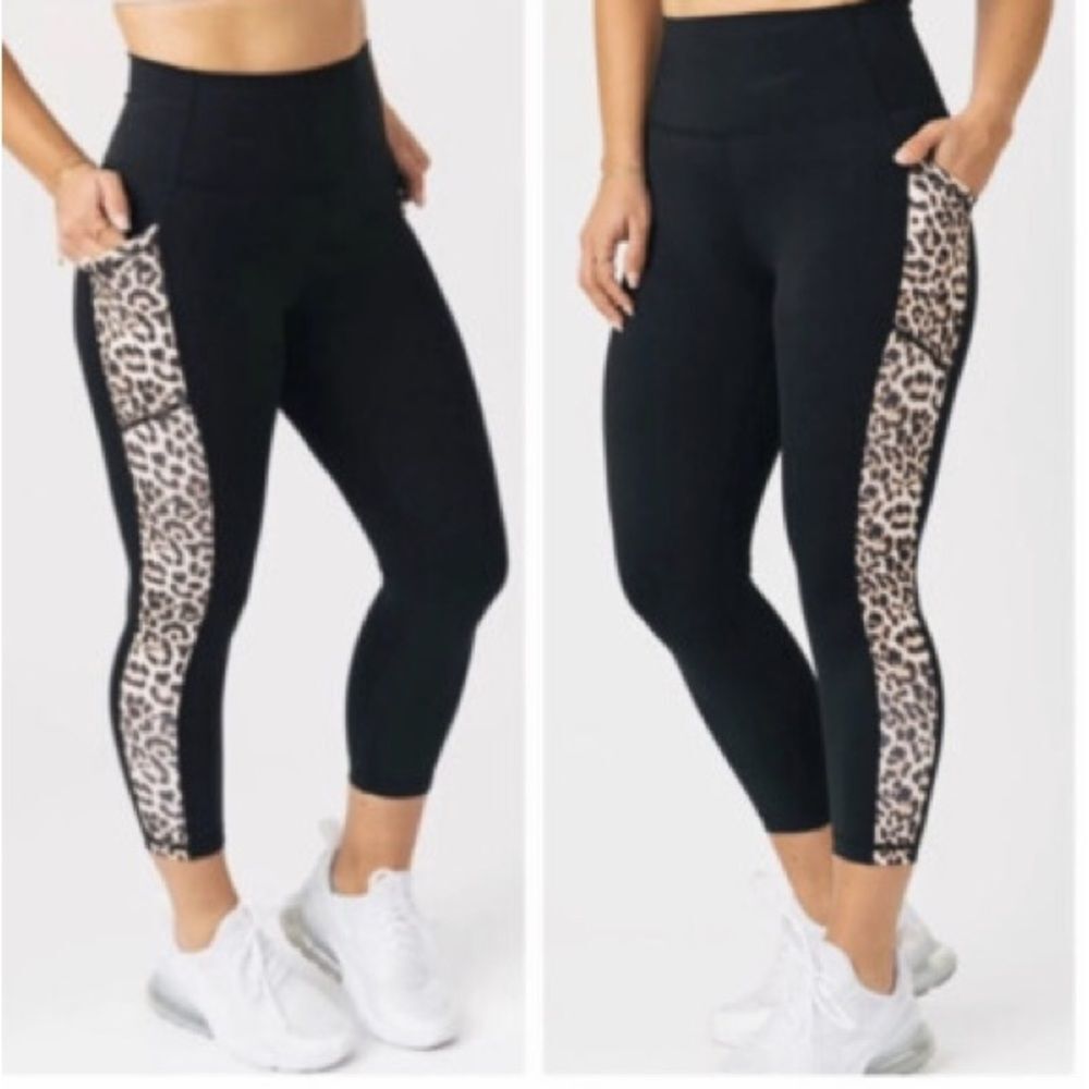 Zyia Active Brilliant Hi Rise Pocket Leopard Side Panel 20” Crop Leggings Size 4 - Picture 12 of 12